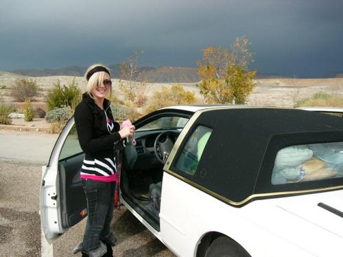 Jahnna at car in desert-001